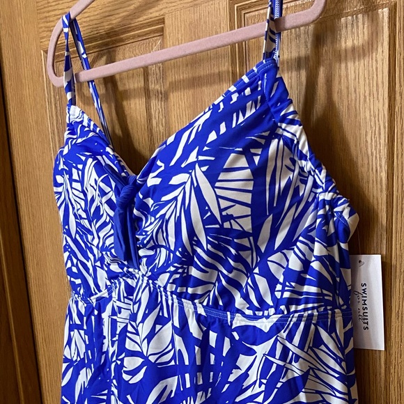 Nwt Tie Front Underwire Swimdress Swimsuits For All - Picture 3 of 4